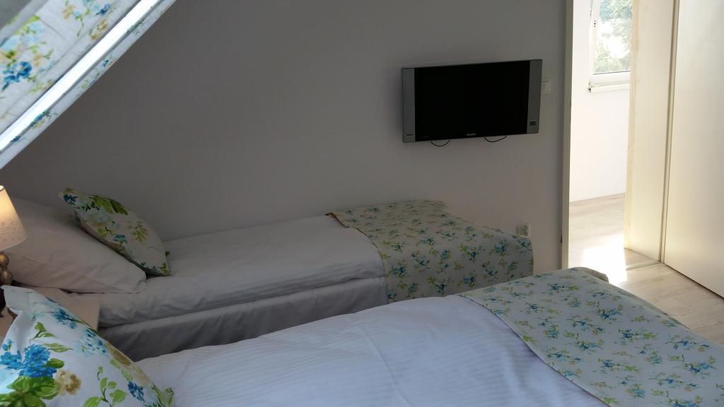 Villa Folwark Leszczynówka Srebrna Góra Habitación foto